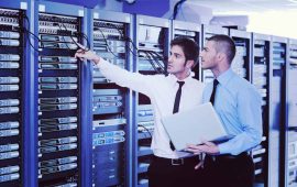 it-enineers-in-network-server-room